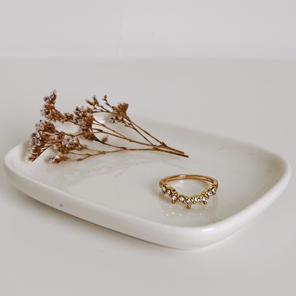 2/$20 ⊹ DAINTY PRINCESS CROWN JEWEL GOLDEN RING - Picture 2 of 3